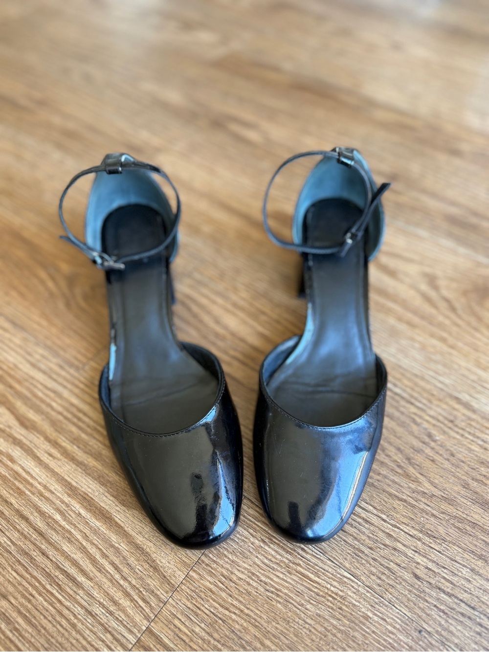 Reformation Black Patent Ankle-Strap Block Heels Size 9